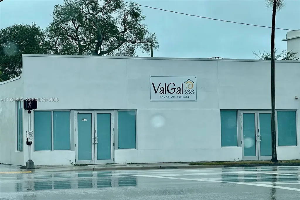 66-68 N Federal Highway Dania Beach FL 33004