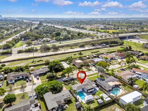 5041 SW 11th Street Plantation FL 33317