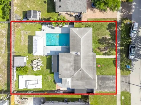 5041 SW 11th Street Plantation FL 33317