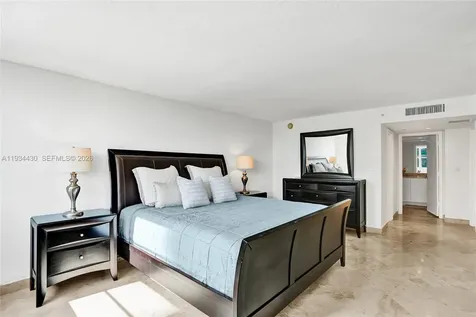 6917 Collins Avenue Miami Beach FL 33141