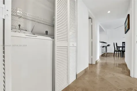6917 Collins Avenue Miami Beach FL 33141