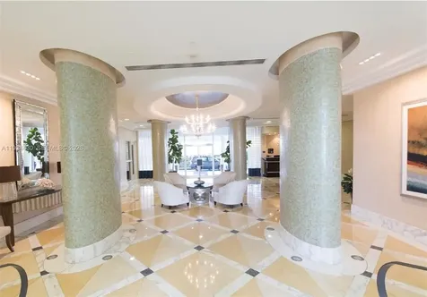 6917 Collins Avenue Miami Beach FL 33141