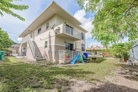 621 SW 15th Avenue Miami FL 33135