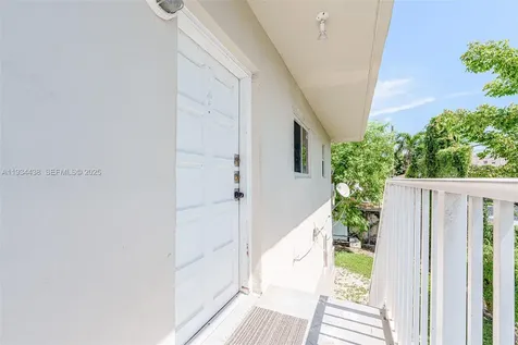 621 SW 15th Avenue Miami FL 33135