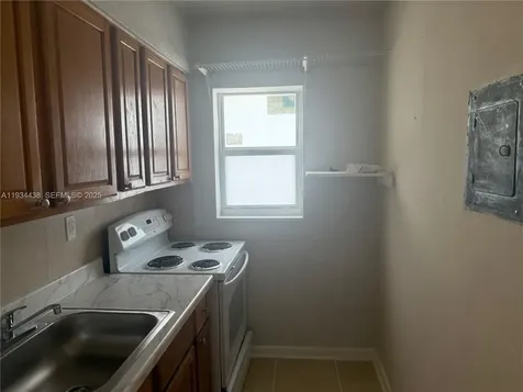 621 SW 15th Avenue Miami FL 33135