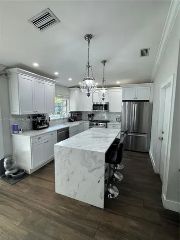 5763 NW 97th Court Doral FL 33178