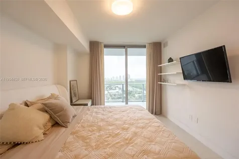16385 Biscayne Boulevard North Miami Beach FL 33160