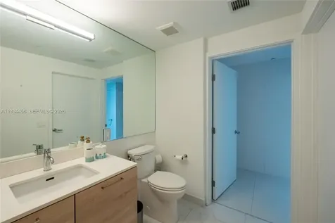 16385 Biscayne Boulevard North Miami Beach FL 33160