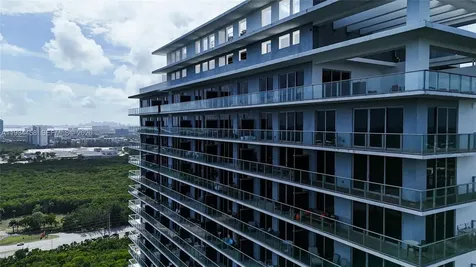 16385 Biscayne Boulevard North Miami Beach FL 33160