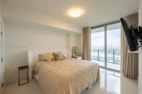 16385 Biscayne Boulevard North Miami Beach FL 33160