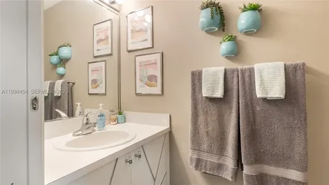 4141 Crystal Lake Drive Deerfield Beach FL 33064