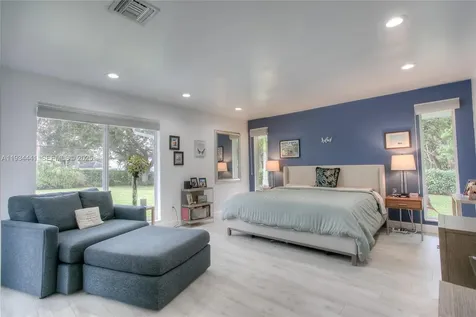 6875 N Cartee Road Palmetto Bay FL 33158