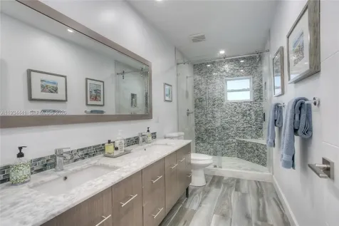 6875 N Cartee Road Palmetto Bay FL 33158
