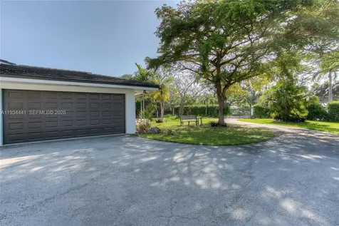 6875 N Cartee Road Palmetto Bay FL 33158