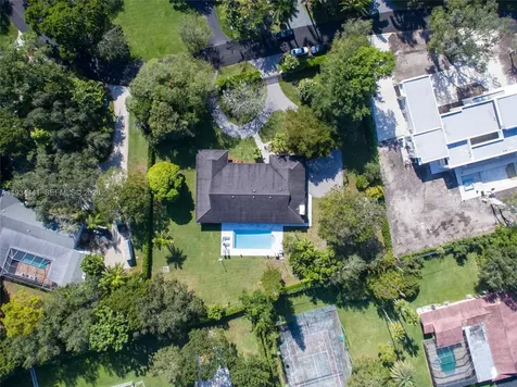 6875 N Cartee Road Palmetto Bay FL 33158