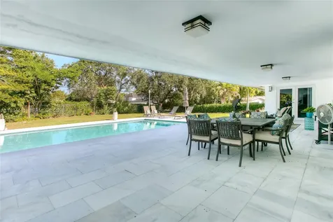 6875 N Cartee Road Palmetto Bay FL 33158