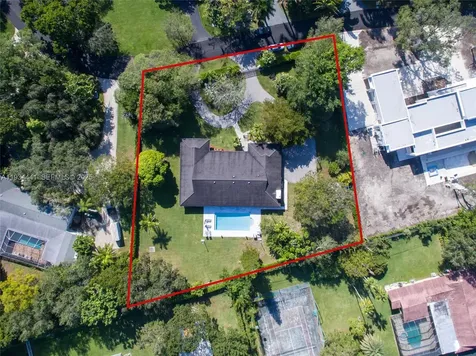 6875 N Cartee Road Palmetto Bay FL 33158