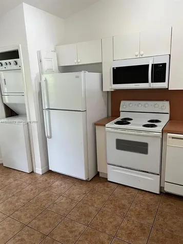 2911 SE 13th Road Homestead FL 33035