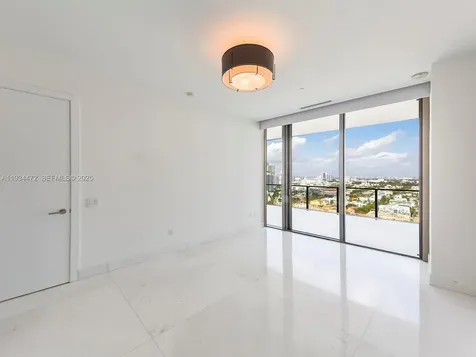 800 S Pointe Drive Miami Beach FL 33139