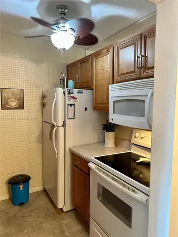 15600 NE 6th Avenue Miami FL 33162