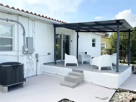 161 NW 145th Street Miami FL 33168
