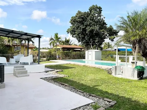 161 NW 145th Street Miami FL 33168