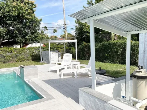 161 NW 145th Street Miami FL 33168