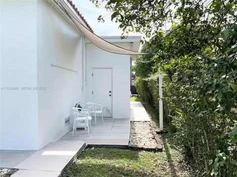 161 NW 145th Street Miami FL 33168