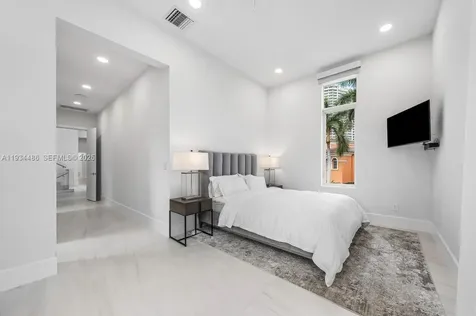 3912 Island Estates Drive Aventura FL 33160