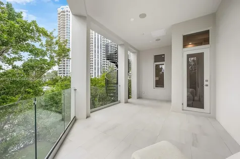 3912 Island Estates Drive Aventura FL 33160