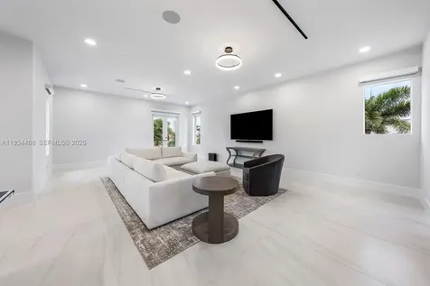 3912 Island Estates Drive Aventura FL 33160