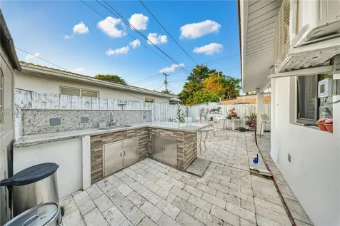 3640 SW 92nd Avenue Miami FL 33165