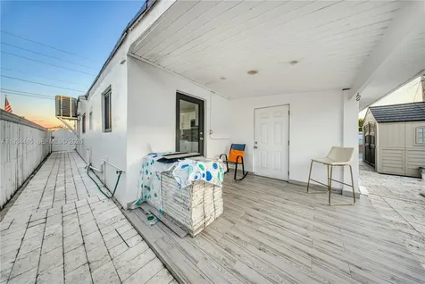 3640 SW 92nd Avenue Miami FL 33165