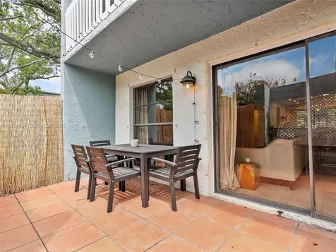 515 NE 38th Street Miami FL 33137