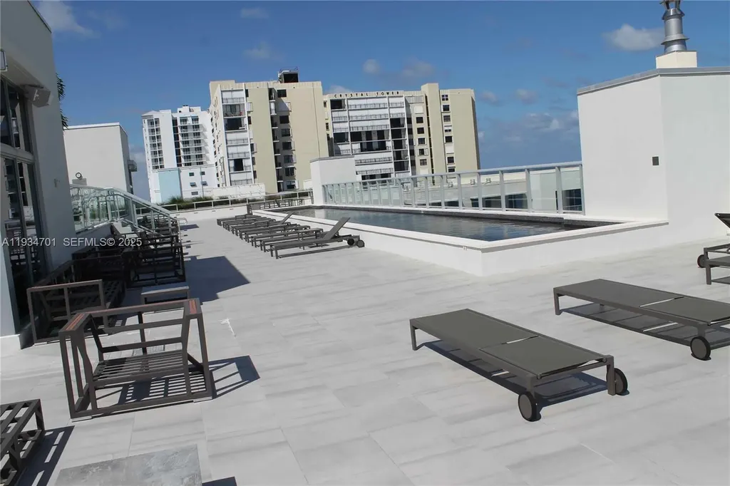 777 N Ocean Drive Hollywood FL 33019