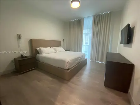 777 N Ocean Drive Hollywood FL 33019