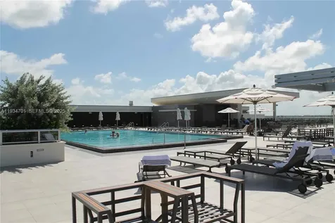 777 N Ocean Drive Hollywood FL 33019