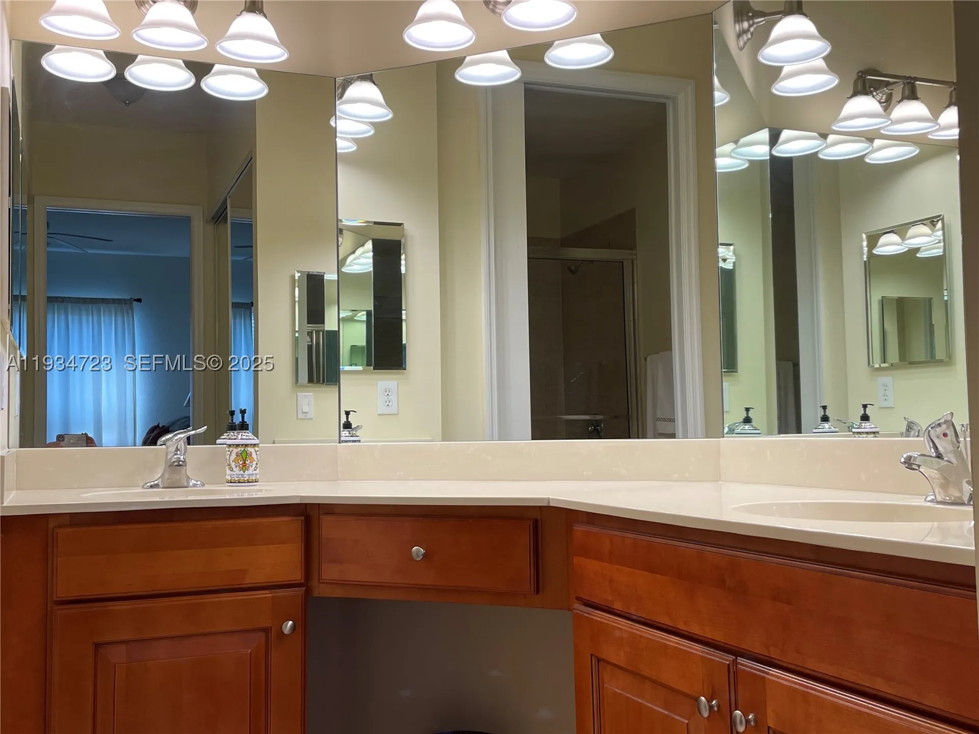 3500 Oaks Clubhouse Drive Pompano Beach FL 33069