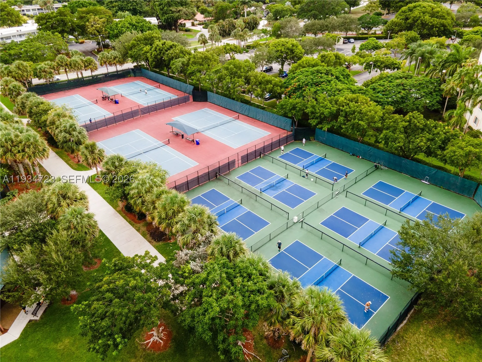 3500 Oaks Clubhouse Drive Pompano Beach FL 33069