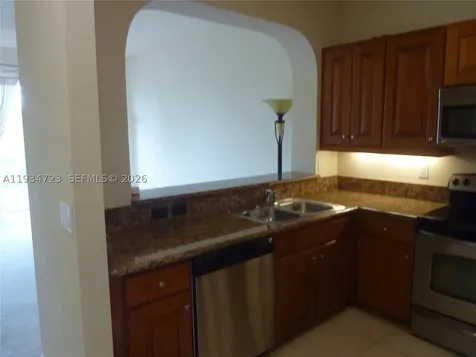 3500 Oaks Clubhouse Drive Pompano Beach FL 33069