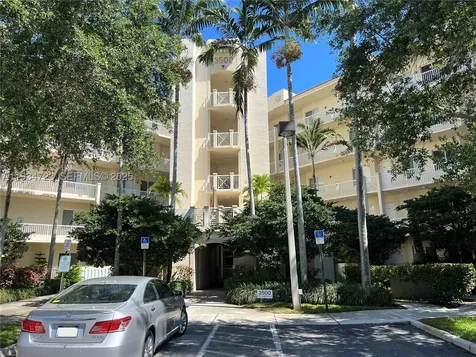 3500 Oaks Clubhouse Drive Pompano Beach FL 33069
