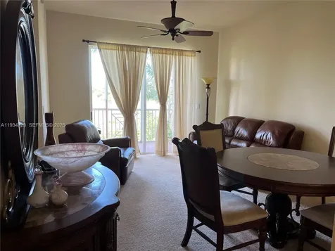 3500 Oaks Clubhouse Drive Pompano Beach FL 33069