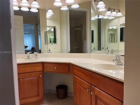3500 Oaks Clubhouse Drive Pompano Beach FL 33069