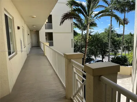 3500 Oaks Clubhouse Drive Pompano Beach FL 33069