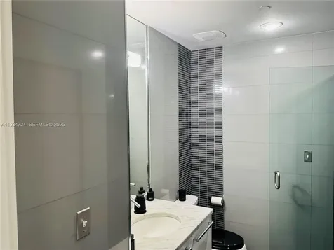 900 Biscayne Boulevard Miami FL 33132