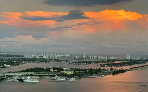 900 Biscayne Boulevard Miami FL 33132