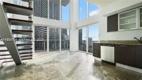 41 SE 5th Street Miami FL 33131
