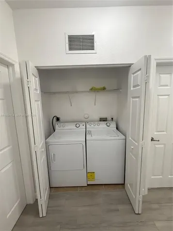 9248 SW 170th Place Miami FL 33196