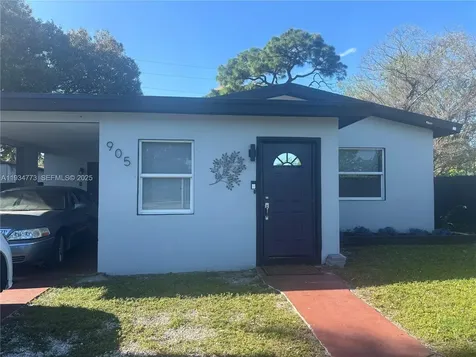 905 NW 24th Avenue Fort Lauderdale FL 33311