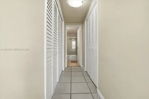 5601 Collins Avenue Miami Beach FL 33140